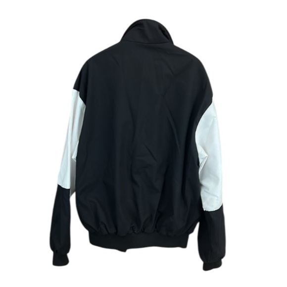 NASCAR racing Jacket Cheez it sponsor 
Beautiful condition size Medium VTG - Picture 3 of 9